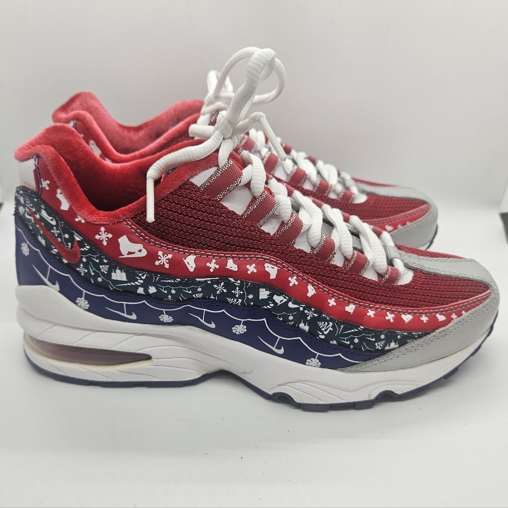 Nike Air Max 95 GS “Christmas Sweater” Red/Navy/White. Size 5Y. Brand New No Box